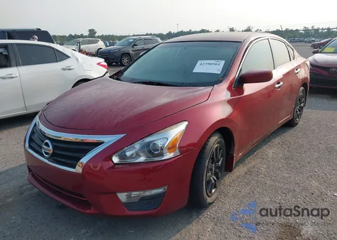 2015 Nissan Altima 2.5 S z USA, uszkodzony, nr VIN 1N4AL3AP1FC468406